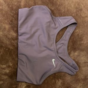 💜Nike racer back bra, MED support💜